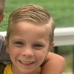 Meet your Posher, Holly